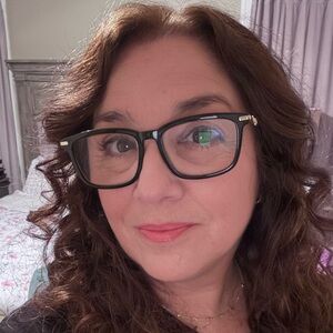 Meet your Posher, Diana